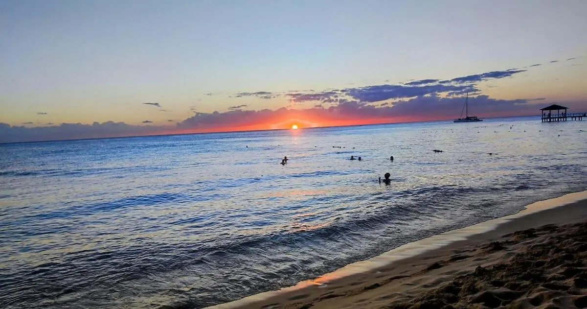 Caribe Home Dominicus Ginepro 3 La Laguna Apartment